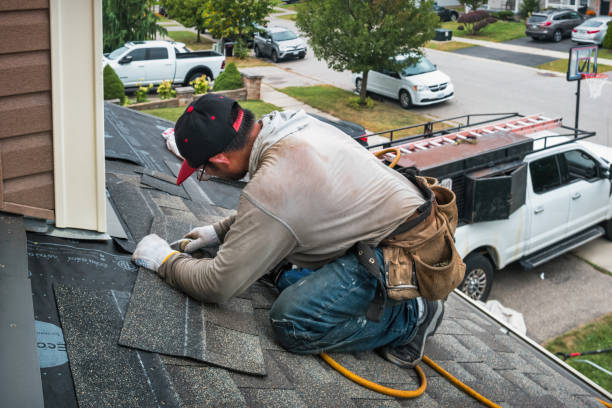 Professional Roofing technician working in Overpeck, OH